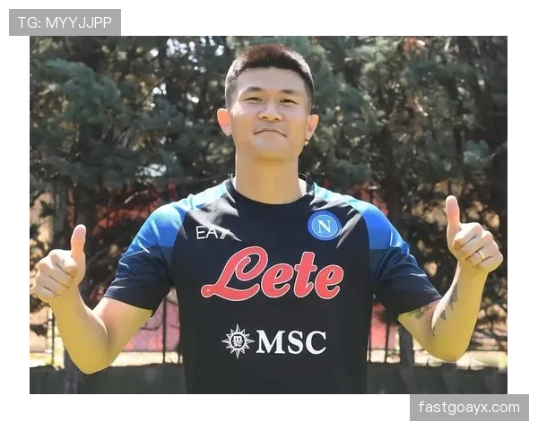 金玟哉荣膺意甲赛季最佳球员，强势防守助球队实现突破