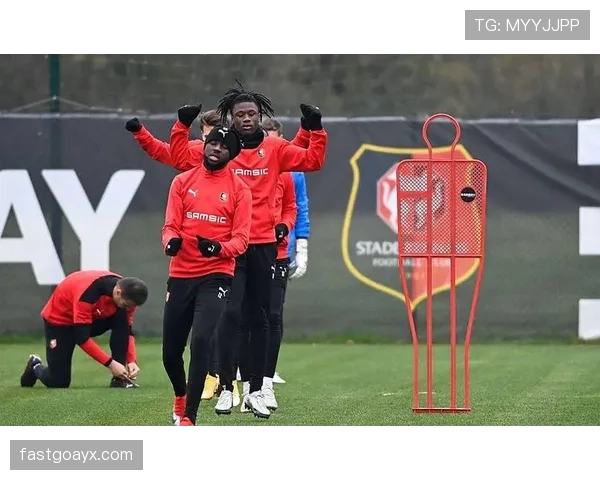 里昂控球能力显著提升，赛季表现亮眼竞争力增强