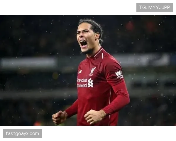 范戴克神勇扑救助利物浦逆转曼城,彰显后防核心英雄本色