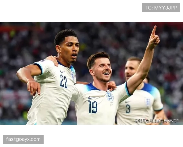 贝林厄姆与杰拉德全能中场对比:进攻组织与领袖气质差异解析 贝林厄姆与杰拉德全能中场对比:进攻组织与领袖气质差异解析