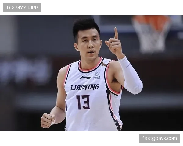 郭艾伦家门口那辆车，把我一年工资当零头掏出来看，我只能默默点赞